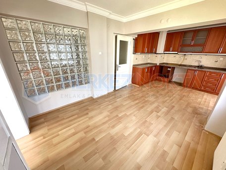 Muğla, Emirbeyazıt Mh. Merkezde, Geniş, Kiralık 3+1